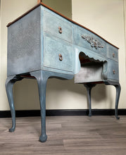 Load image into Gallery viewer, Dressing Table