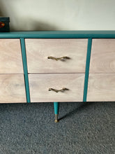 Load image into Gallery viewer, Stylish Lowboy/Sideboard