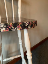 Load image into Gallery viewer, Skull & Roses Bar Seats