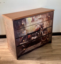 Load image into Gallery viewer, Vintage ride-Drawers
