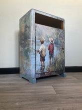 Load image into Gallery viewer, Cabinet
