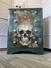 Load image into Gallery viewer, Tallboy-Skull Queen
