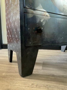 Mermaid’s Kiss’ Chest of Drawers