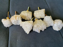 Load image into Gallery viewer, Geode Aura Knobs x 8
