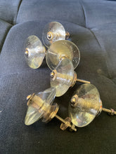 Load image into Gallery viewer, Clear Circle Glass Knobs x 6
