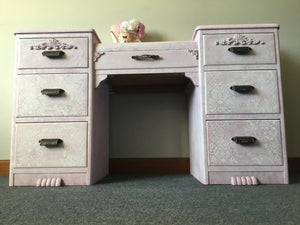 Bespoke Dresser