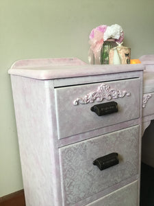 Bespoke Dresser